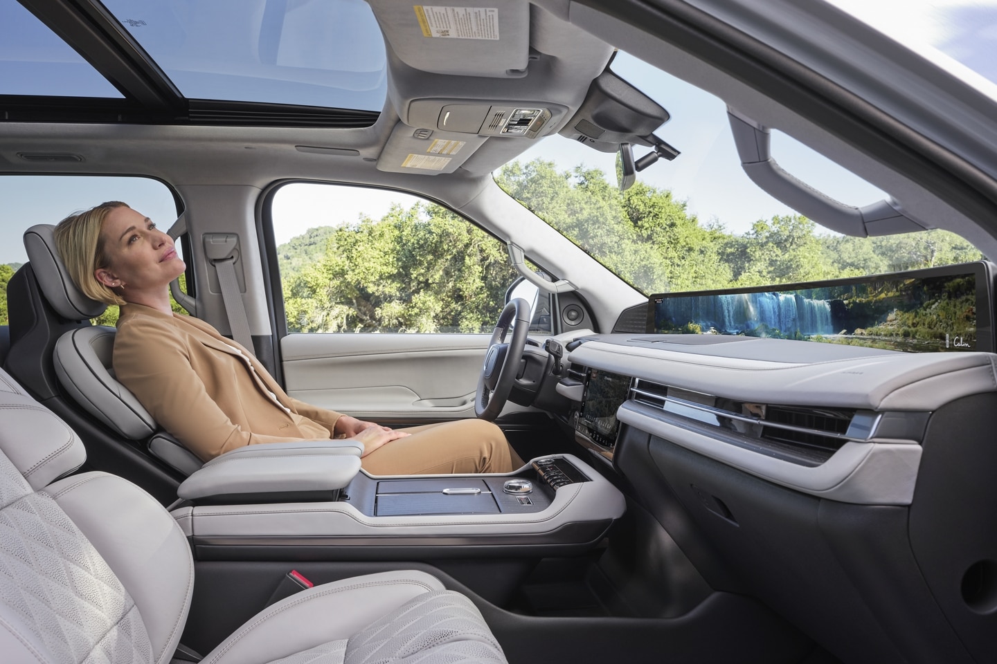 2025 Lincoln Navigator® SUV Reserve w/Jet Details & Specifications