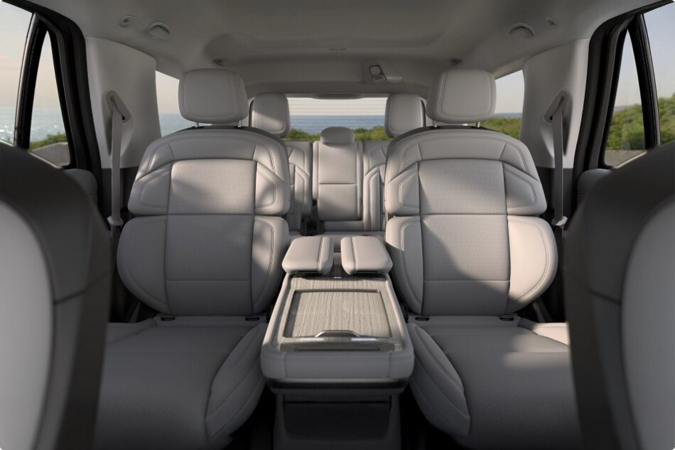 Video of a child accessing the third row of a 2025 Lincoln Navigator® SUV