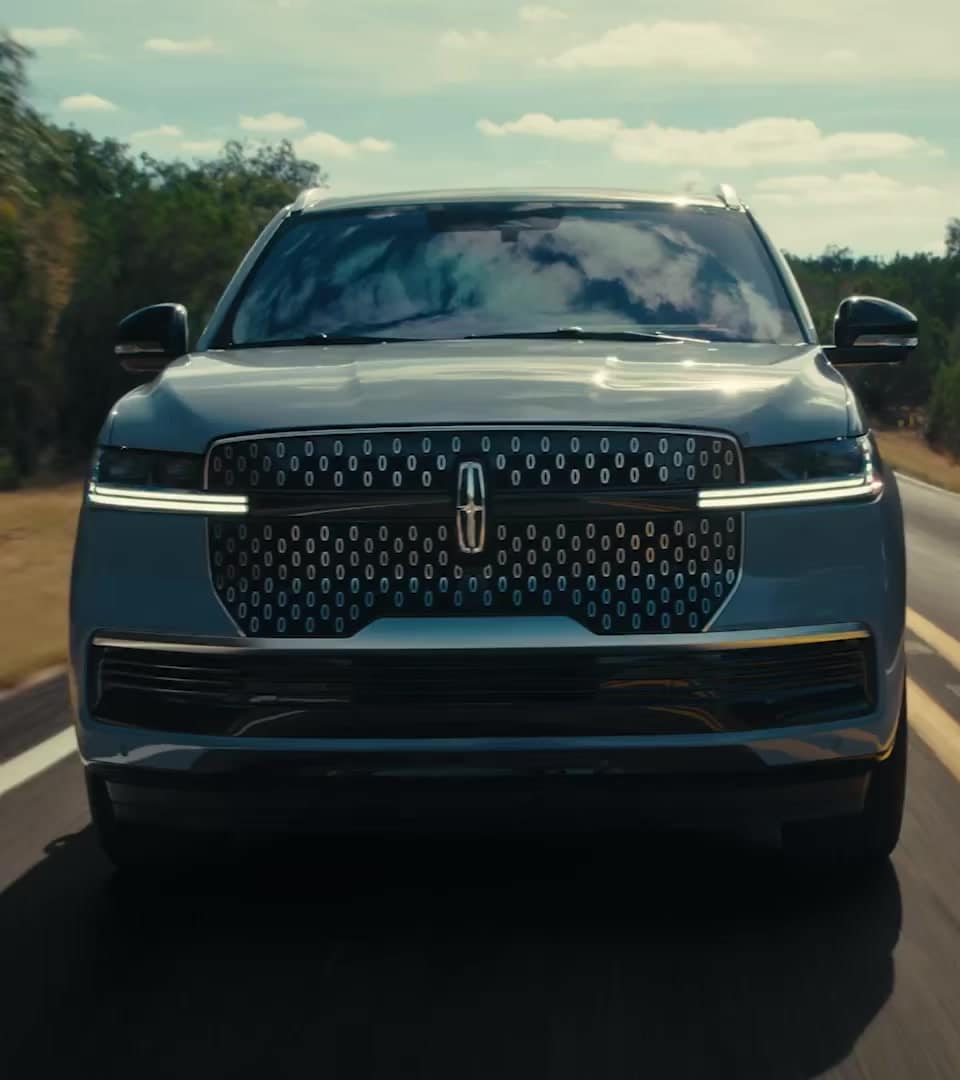 2027 Lincoln Navigator® Three-Row Large Luxury SUV